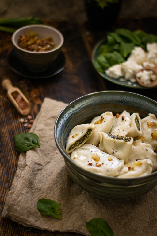 Pierogi z Twarogiem i Szpinakiem  640 g  (Świeżo mrożone) (3)